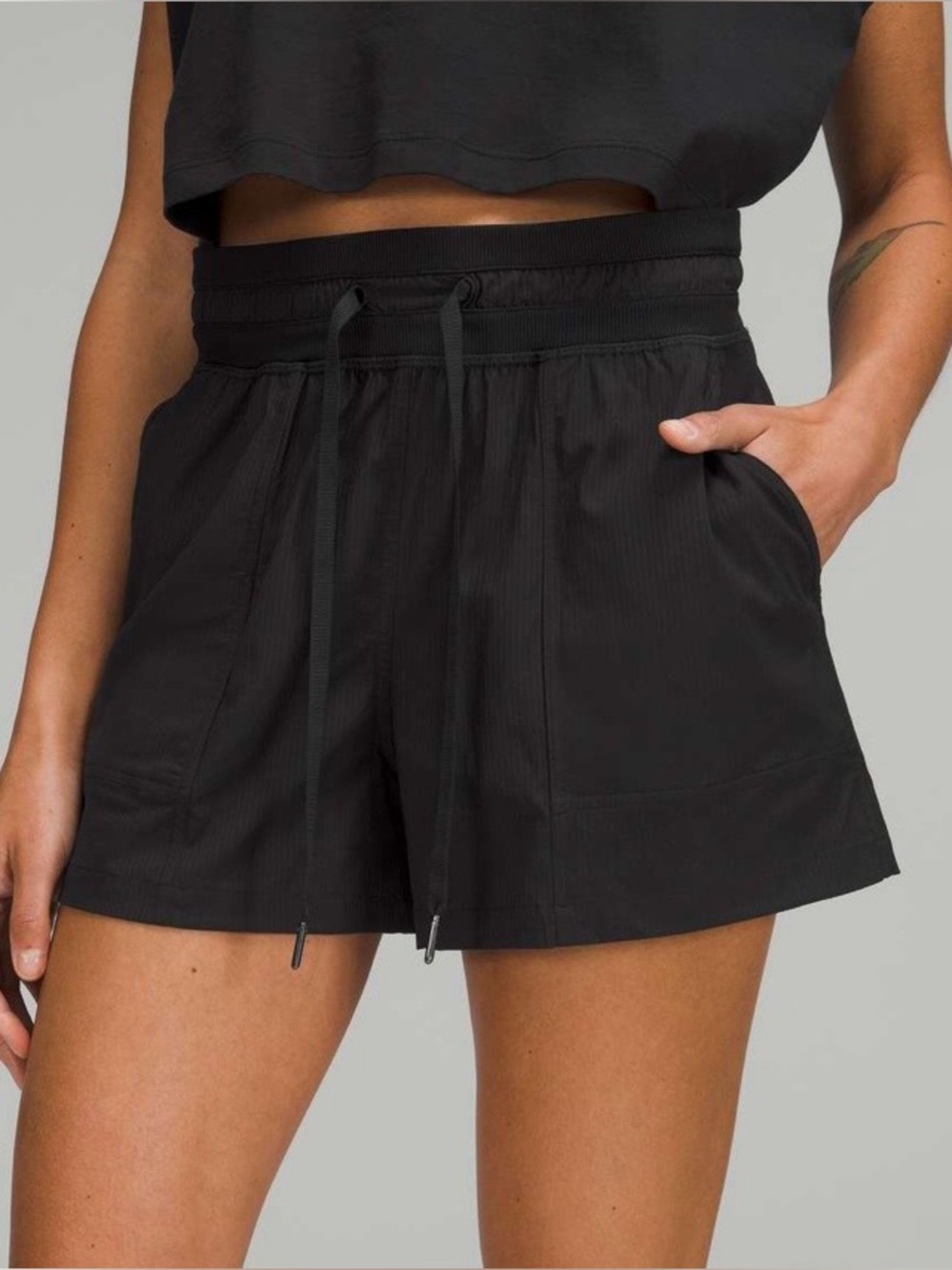 Lululemon Dance Studio High-Rise
Short 3.5' Black